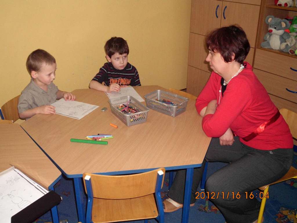 Zajęcia z pedagogiem realizacja programu adaptacyjnego 